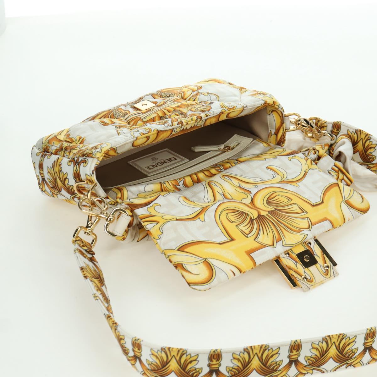 FENDI Zucca Canvas Fenderche VERSACE Mamma Baguette Bag White Auth 173367SAM