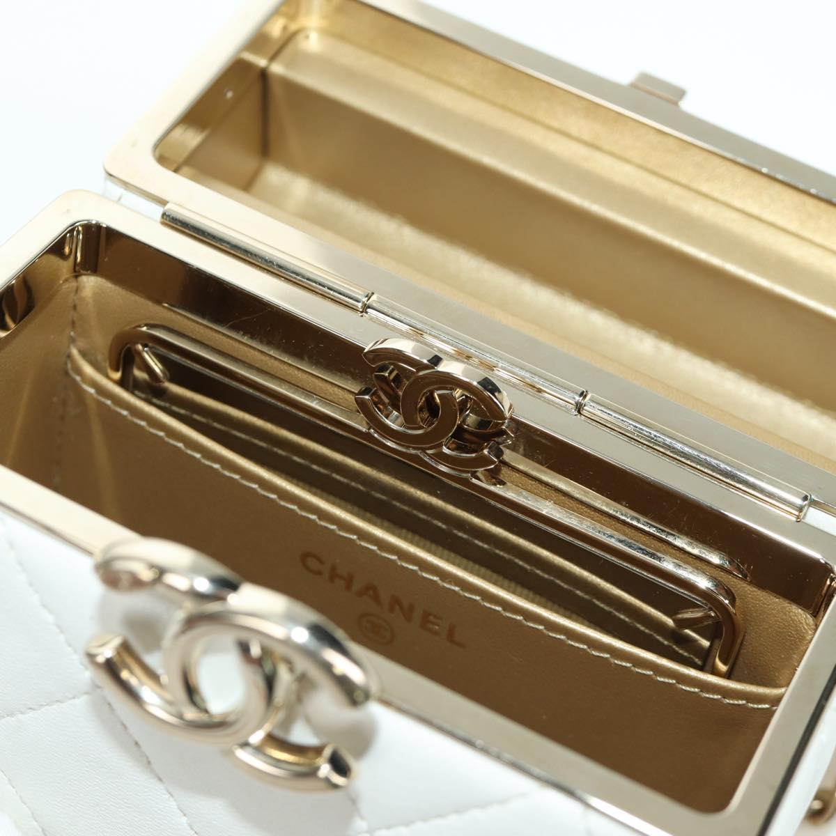 CHANEL Matelasse Chain Shoulder Bag Lamb Skin White Gold CC Auth 173442SAM