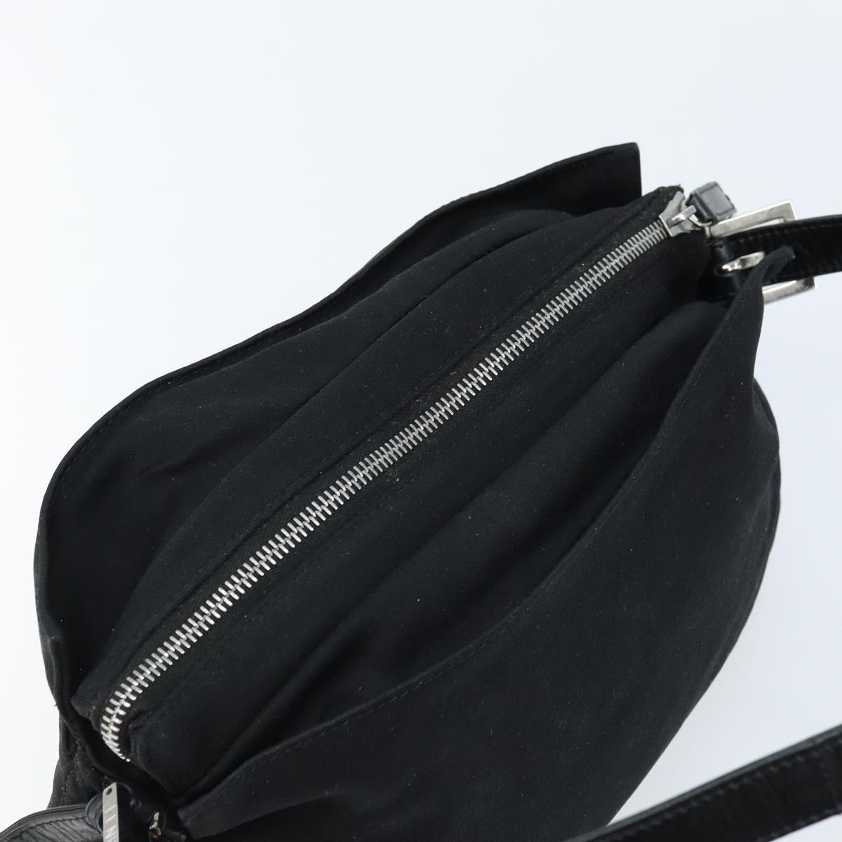 FENDI Mamma Baguette Shoulder Bag Black Silver Auth 173630