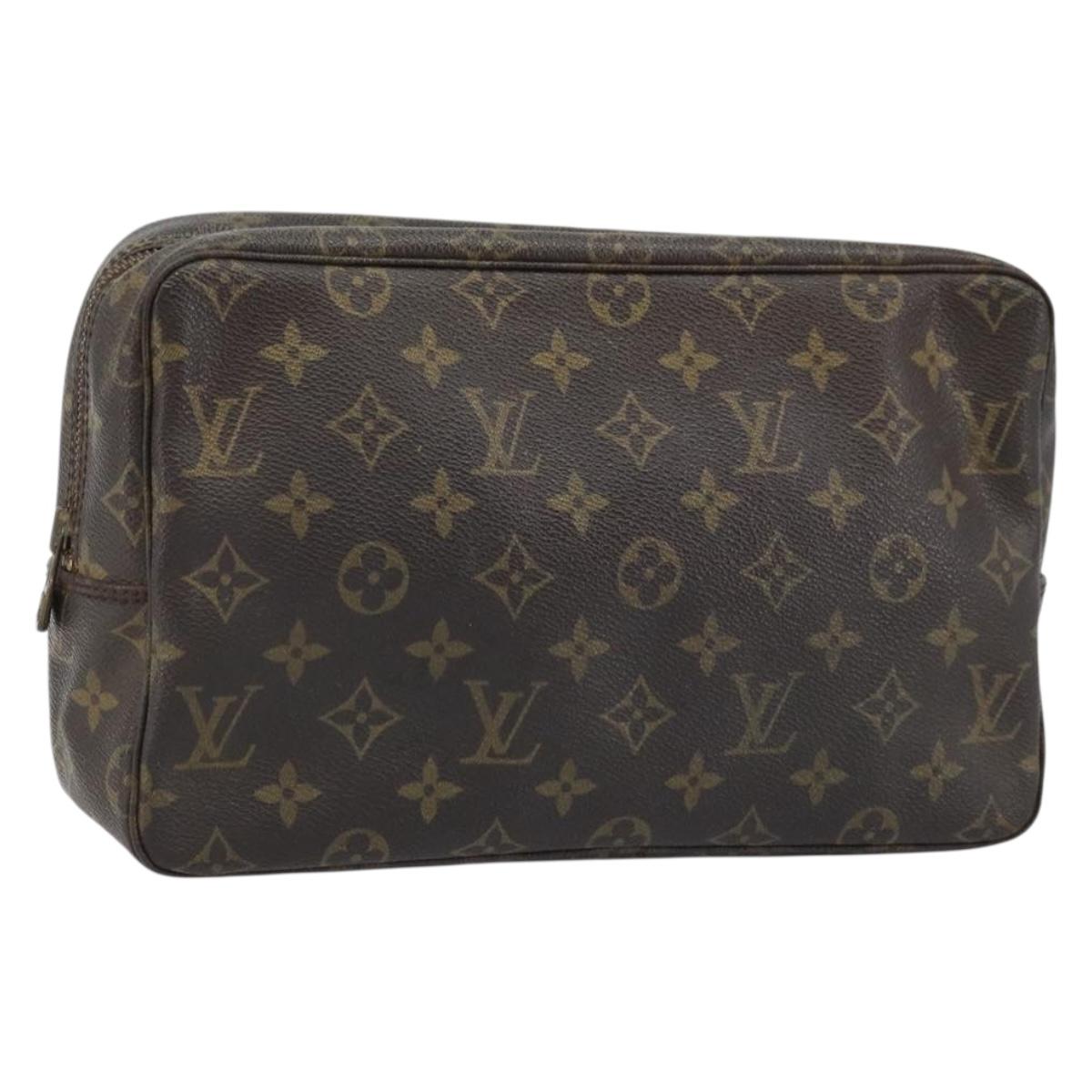 LOUIS VUITTON Monogram Trousse Toilette 28 Clutch Bag M47522 LV Auth 173738