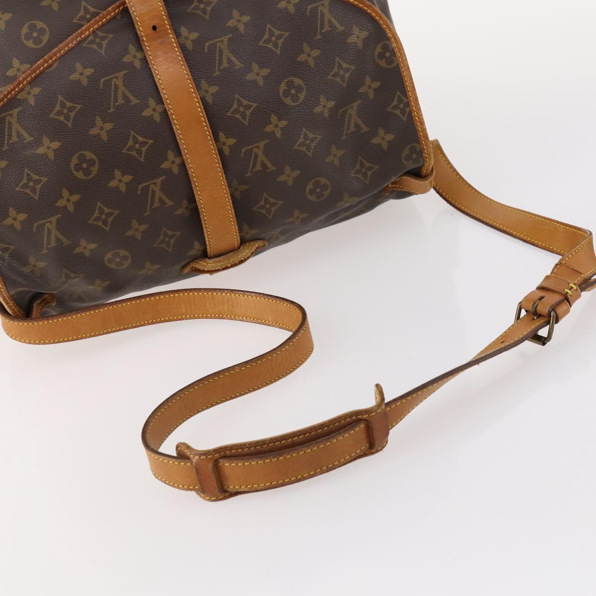 LOUIS VUITTON Monogram Saumur 35 Shoulder Bag M42254 LV Auth 173977