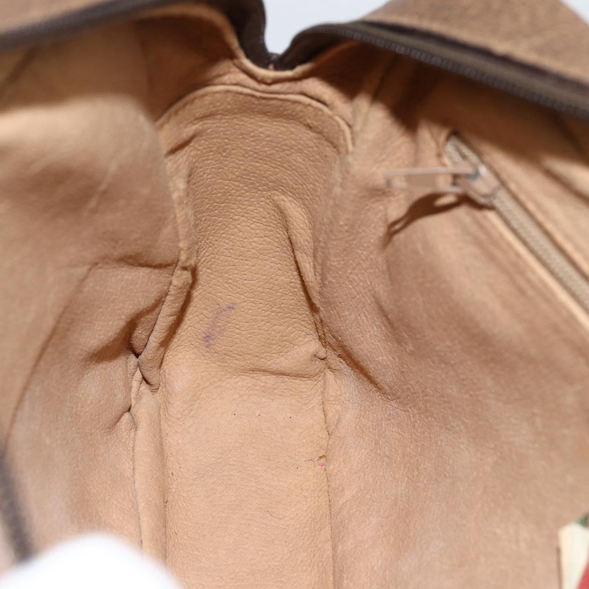 GUCCI GG Supreme Clutch Bag PVC Beige Gold 89 01 044 Auth 174019A