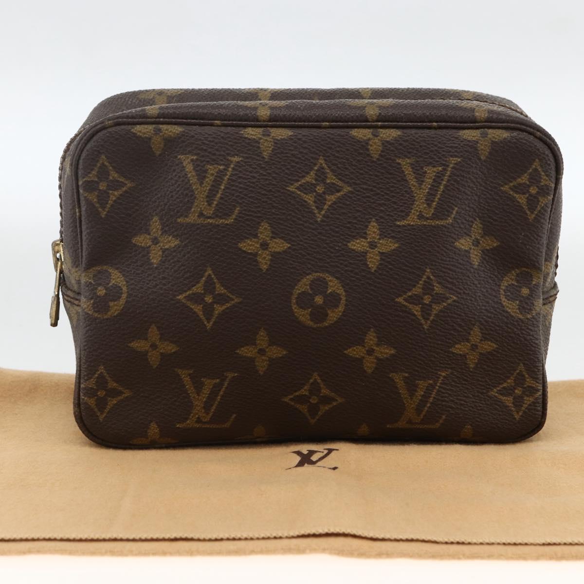 LOUIS VUITTON Monogram Trousse Toilette 18 Pouch M47526 LV Auth 174155A