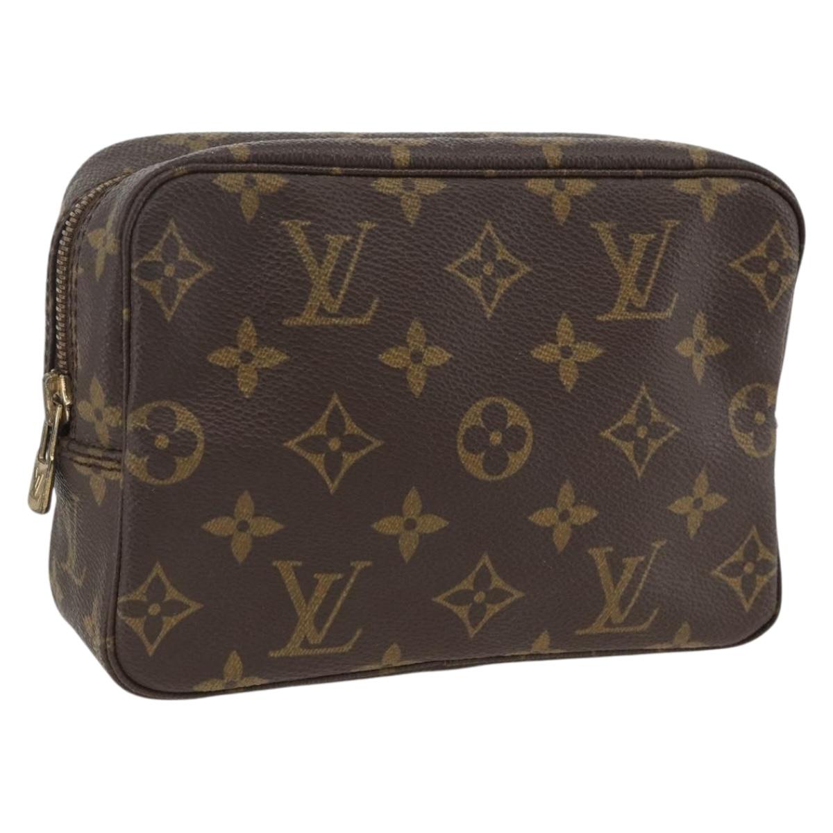 LOUIS VUITTON Monogram Trousse Toilette 18 Pouch M47526 LV Auth 174155A