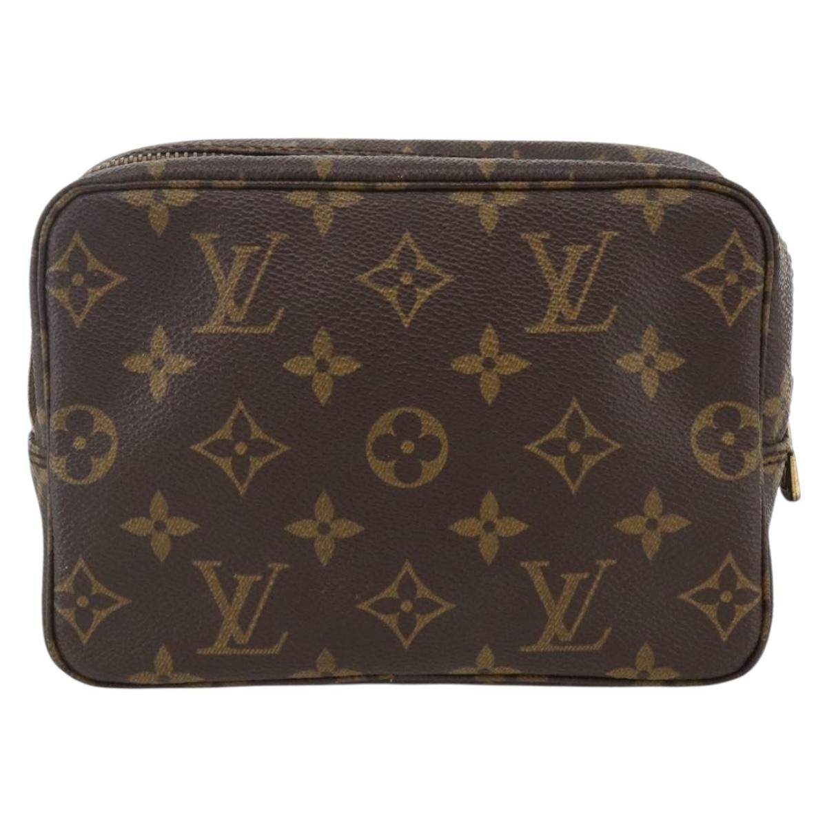 LOUIS VUITTON Monogram Trousse Toilette 18 Pouch M47526 LV Auth 174155A
