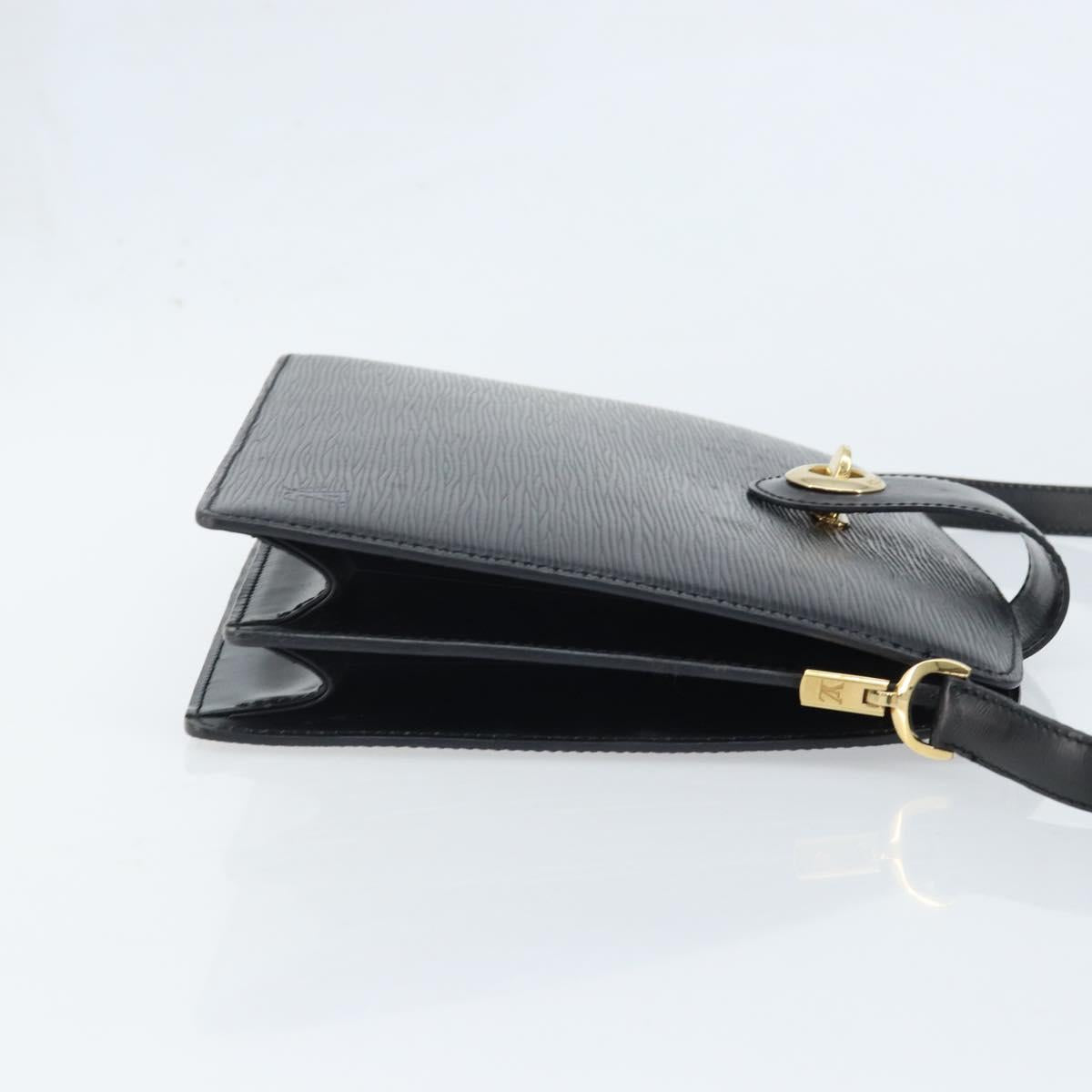 LOUIS VUITTON Epi Capuchin Shoulder Bag Black M52342 LV Auth 174442