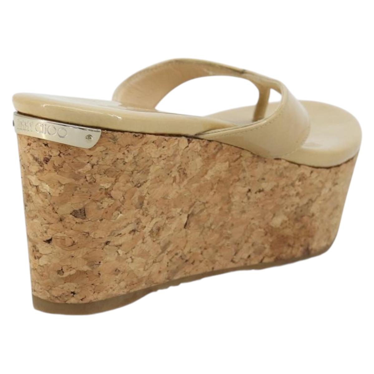 Jimmy Choo Cork Wedge Sandals Patent leather Beige Auth 174633A