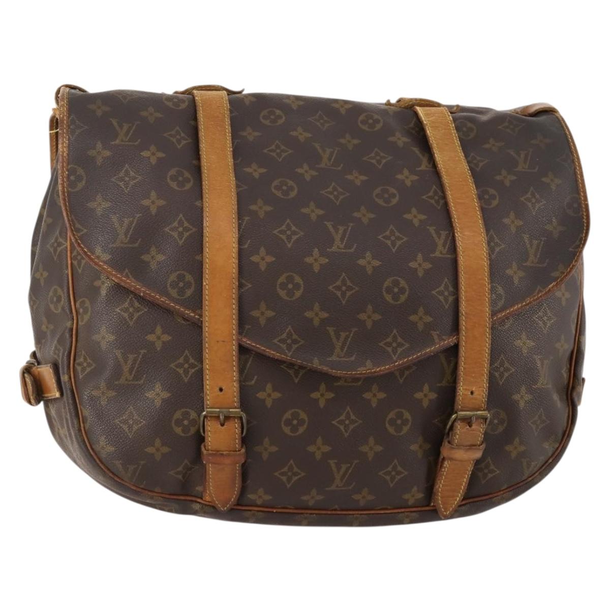 LOUIS VUITTON Monogram Saumur 43 Shoulder Bag M42252 LV Auth 175763