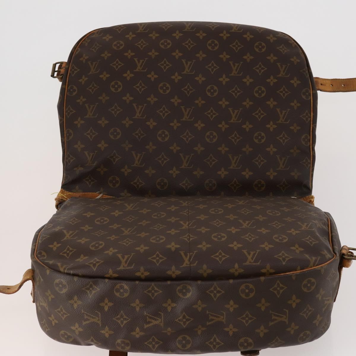 LOUIS VUITTON Monogram Saumur 43 Shoulder Bag M42252 LV Auth 175763