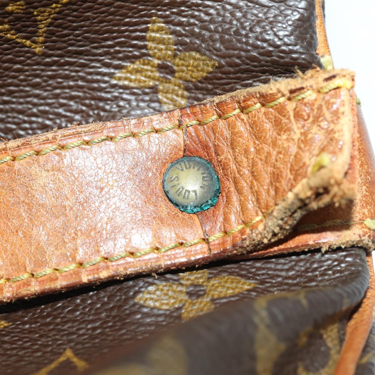 LOUIS VUITTON Monogram Saumur 43 Shoulder Bag M42252 LV Auth 175763