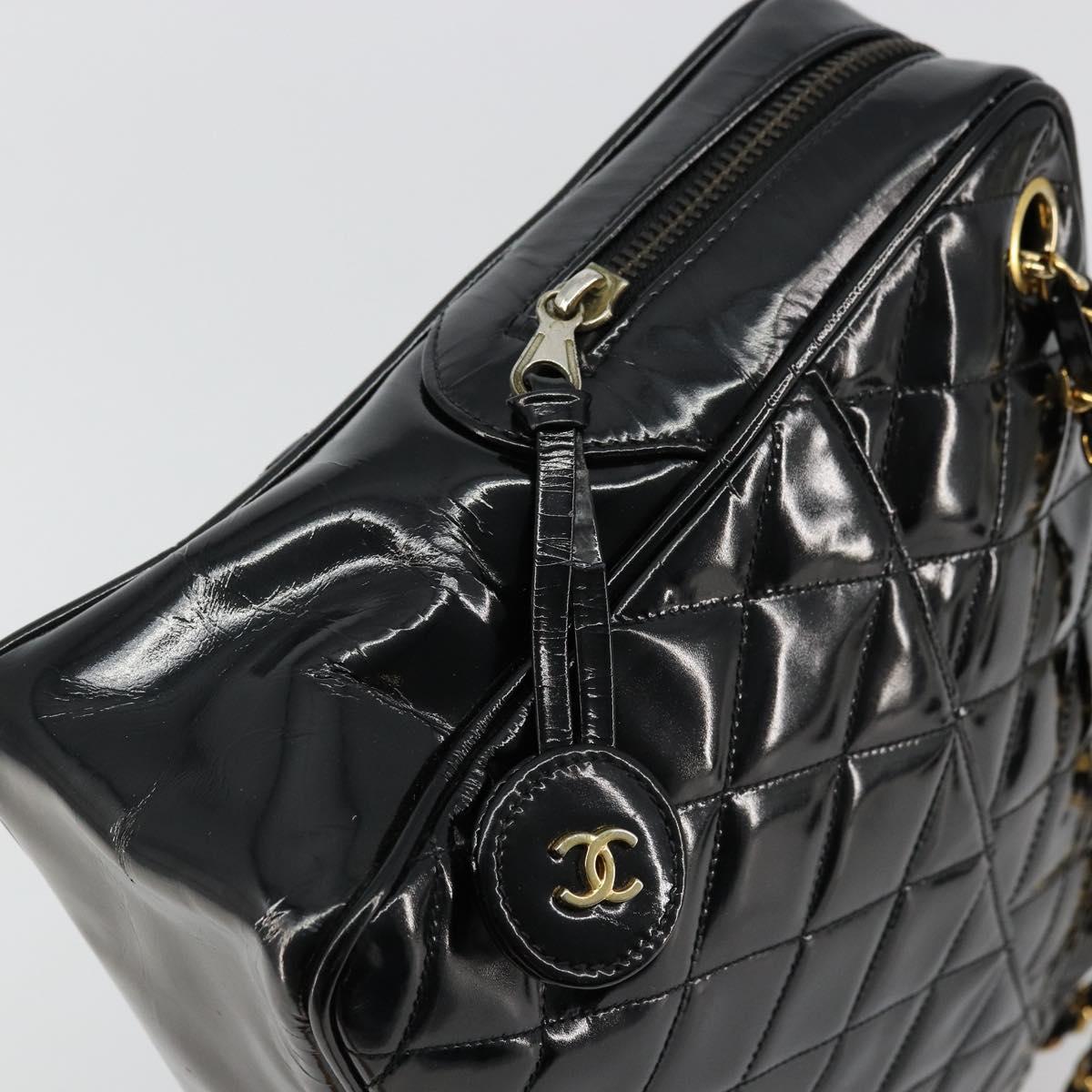 CHANEL Matelasse Chain Shoulder Bag Patent leather Black Gold CC Auth 175899