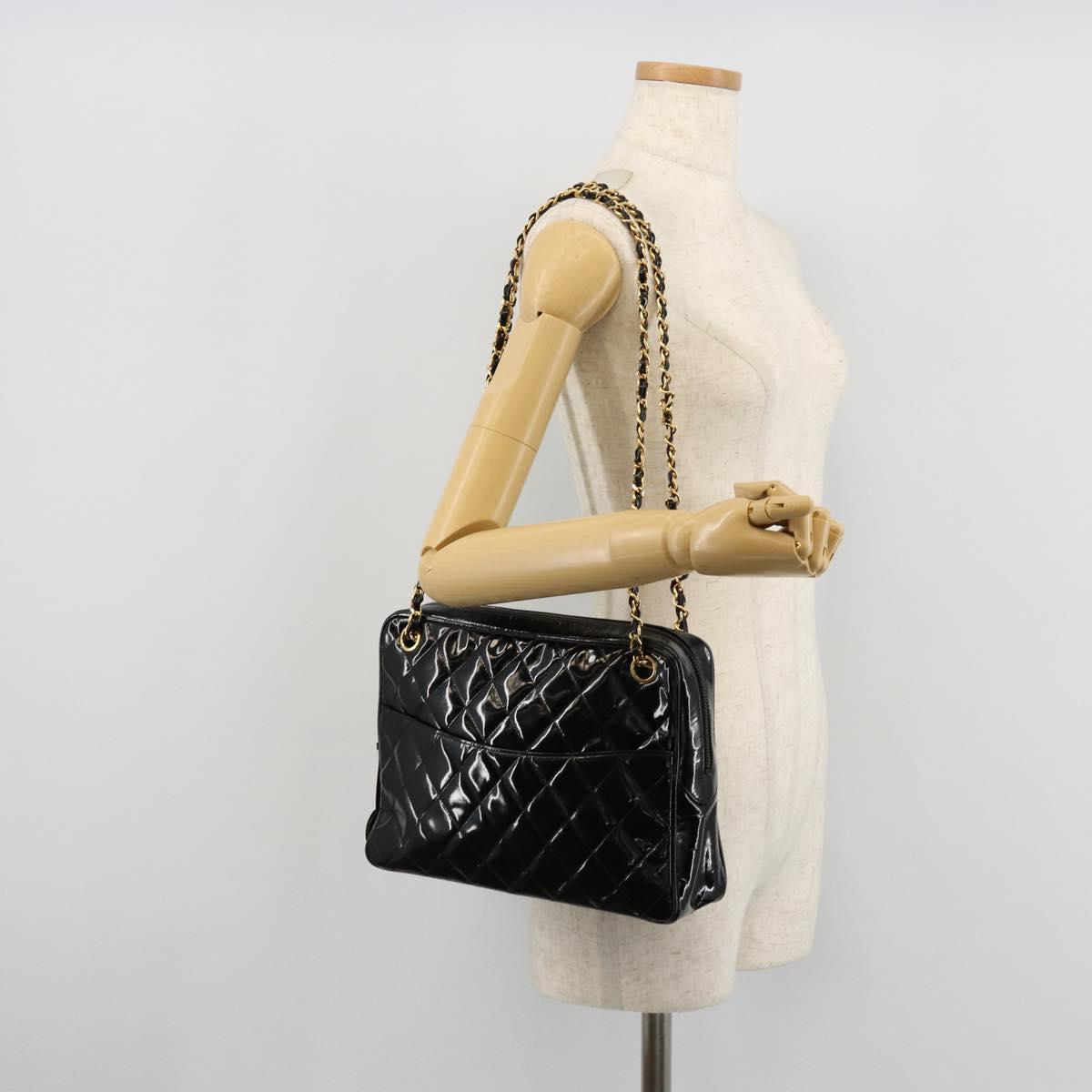 CHANEL Matelasse Chain Shoulder Bag Patent leather Black Gold CC Auth 175899