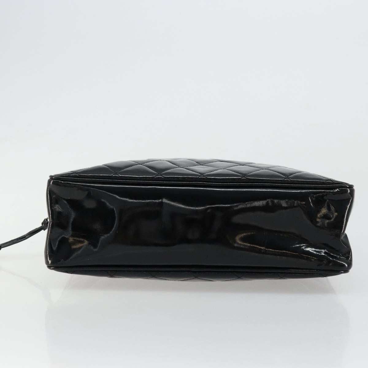 CHANEL Matelasse Chain Shoulder Bag Patent leather Black Gold CC Auth 175899