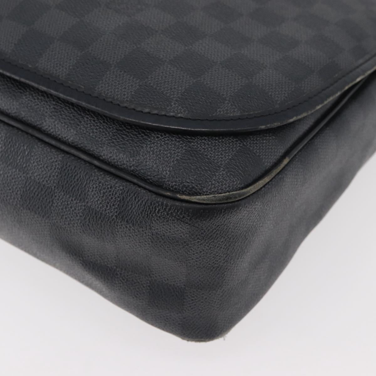 LOUIS VUITTON Damier Graphite Daniel GM Shoulder Bag N58033 LV Auth 176159