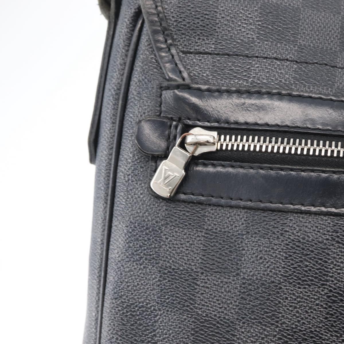 LOUIS VUITTON Damier Graphite Daniel GM Shoulder Bag N58033 LV Auth 176159