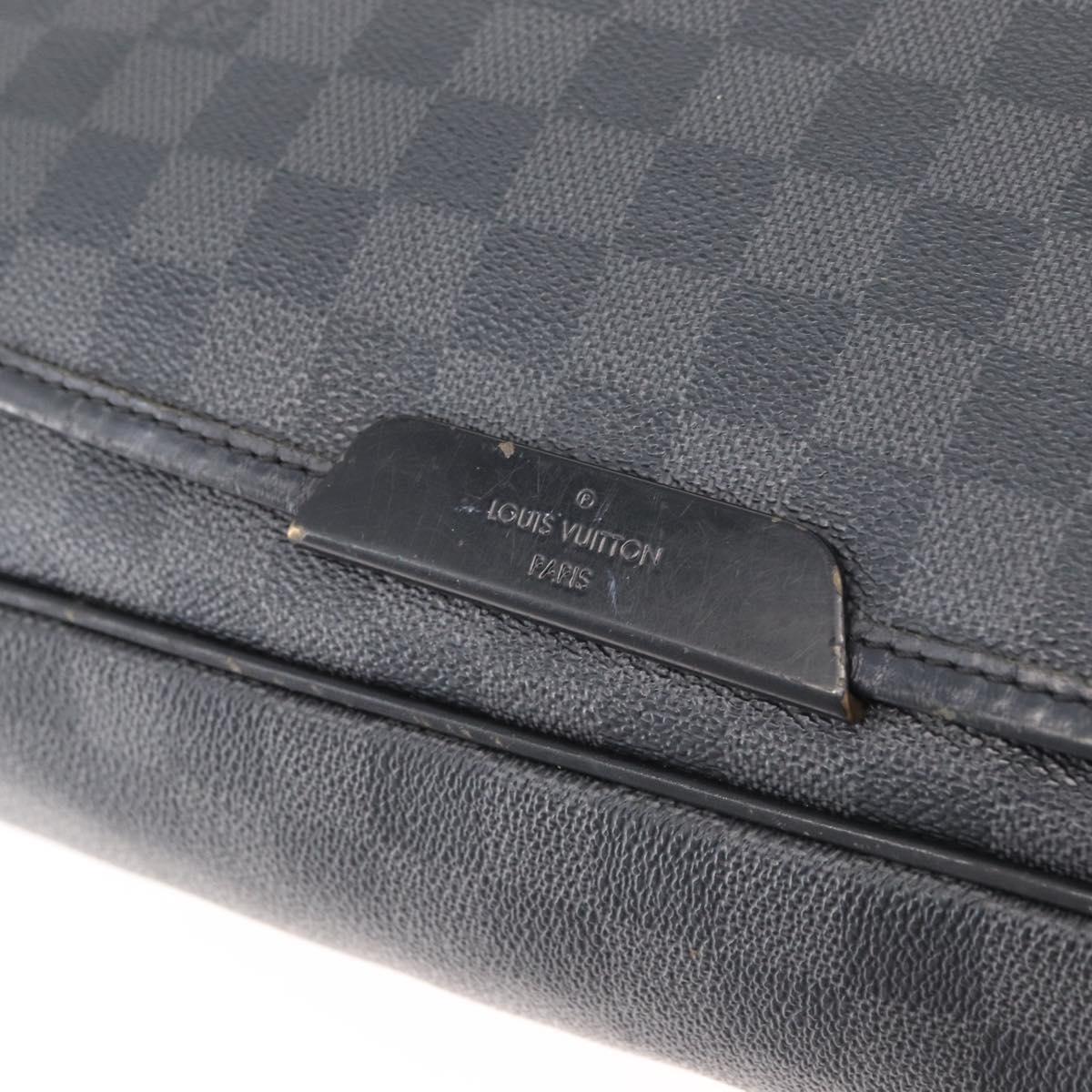 LOUIS VUITTON Damier Graphite Daniel GM Shoulder Bag N58033 LV Auth 176159