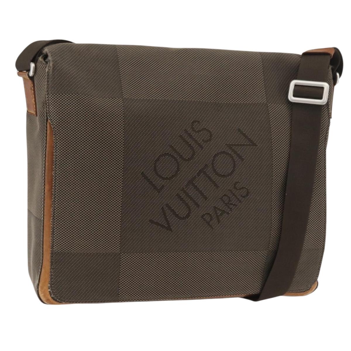 LOUIS VUITTON Damier Geant Messager Shoulder Bag Tail M93030 LV Auth 176308
