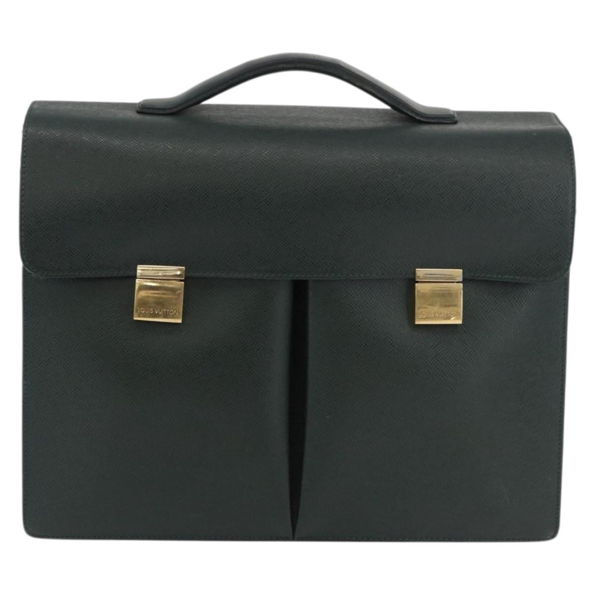 LOUIS VUITTON Taiga Serviette Kazan Business Bag Epicea M30804 LV Auth 176318