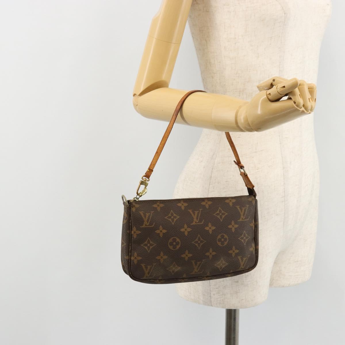 LOUIS VUITTON Monogram Pochette Accessoires Pouch M51980 LV Auth 176379