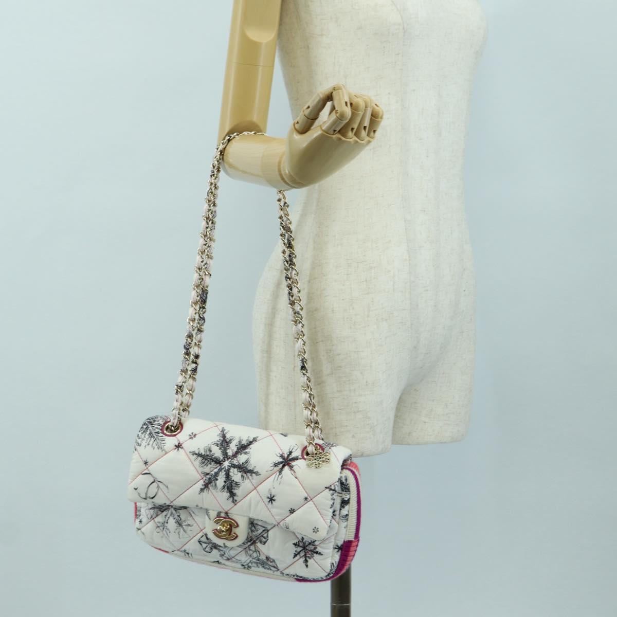 CHANEL Matelasse 26 Chain Shoulder Bag Nylon White Gold CC Auth 176536SAV