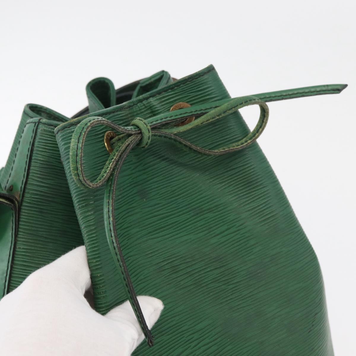 LOUIS VUITTON Epi Noe Shoulder Bag Green M44004 LV Auth 176788