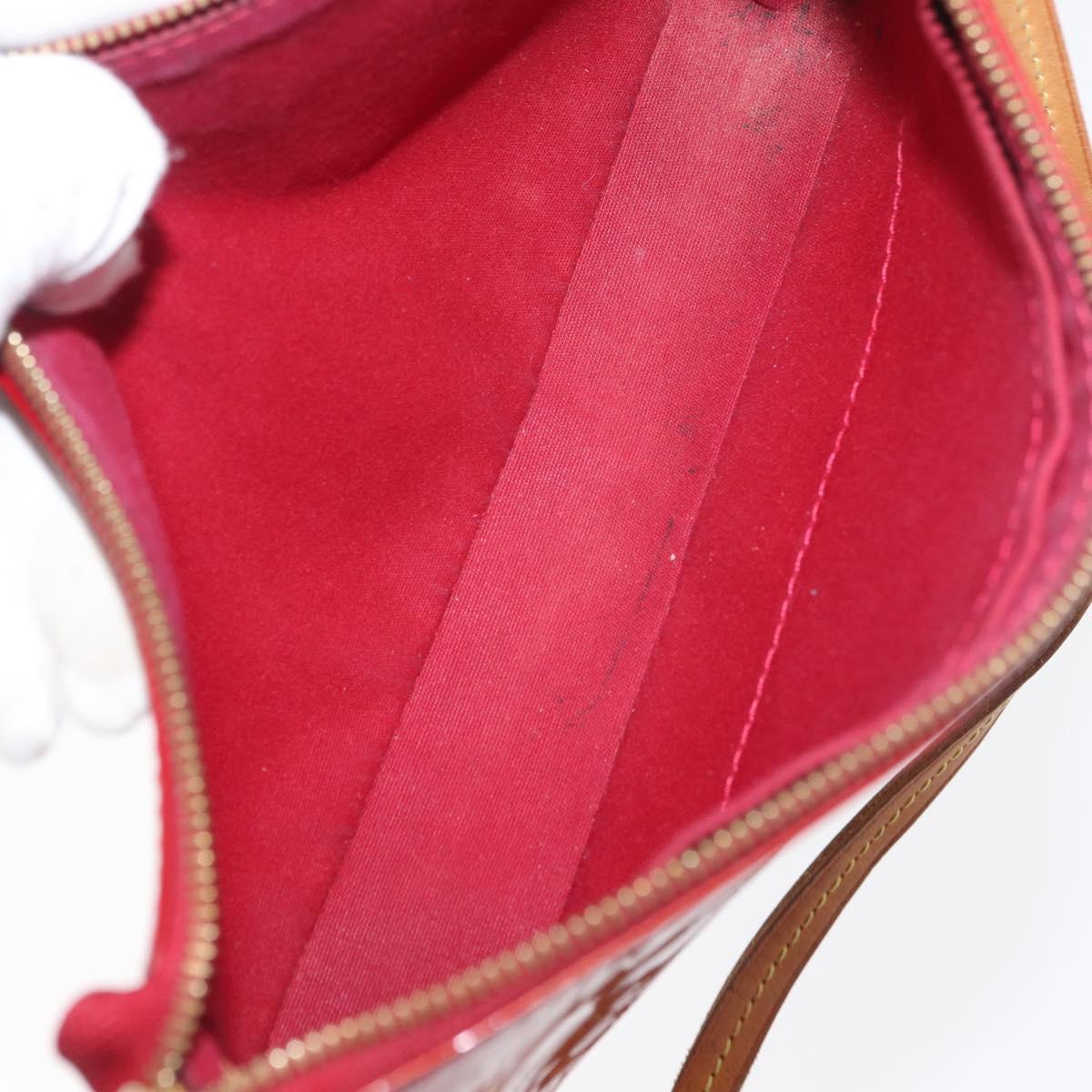 LOUIS VUITTON Vernis Pochette Accessoires Rouge Grunadine M91577 LV Auth 177031A