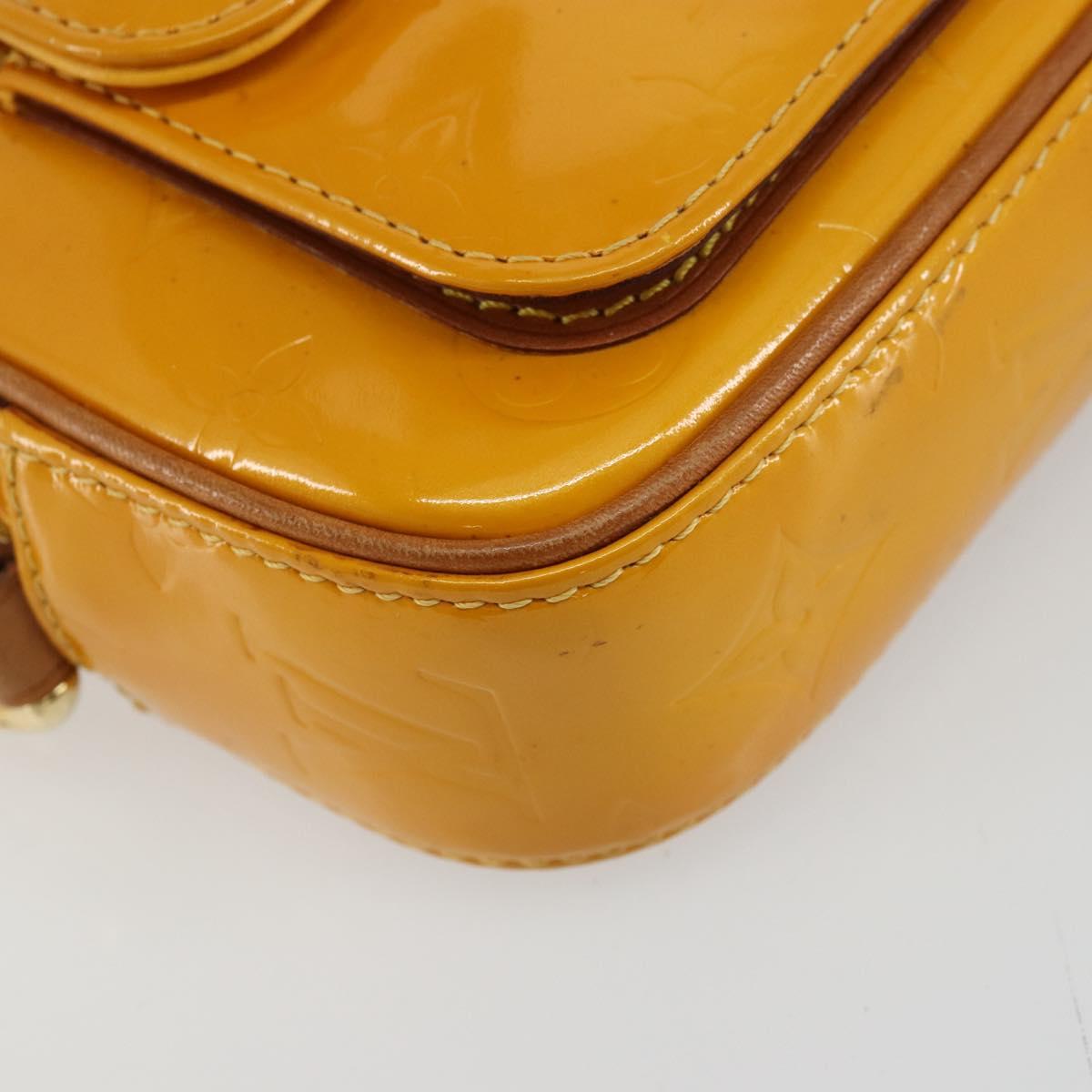 LOUIS VUITTON Monogram Vernis Christy MM Shoulder Bag Jaune M91108 Auth 177224