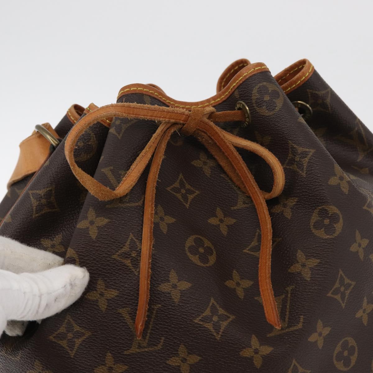 LOUIS VUITTON Monogram Noe Shoulder Bag M42224 LV Auth 177234
