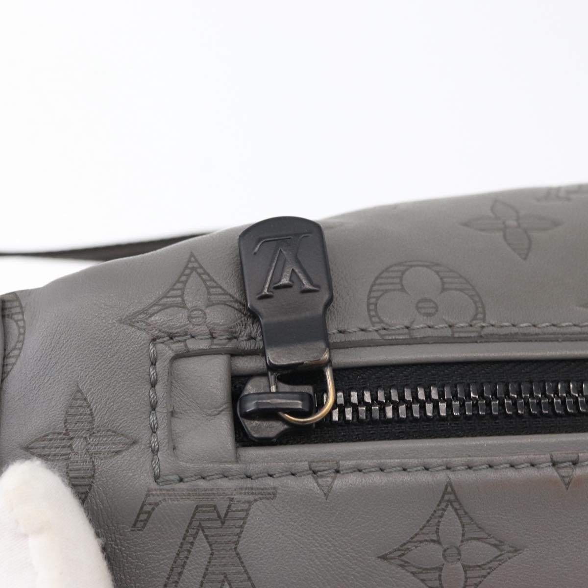 LOUIS VUITTON Monogram Shadow Discovery Bum Bag PM Gray M46108 LV Auth 177293