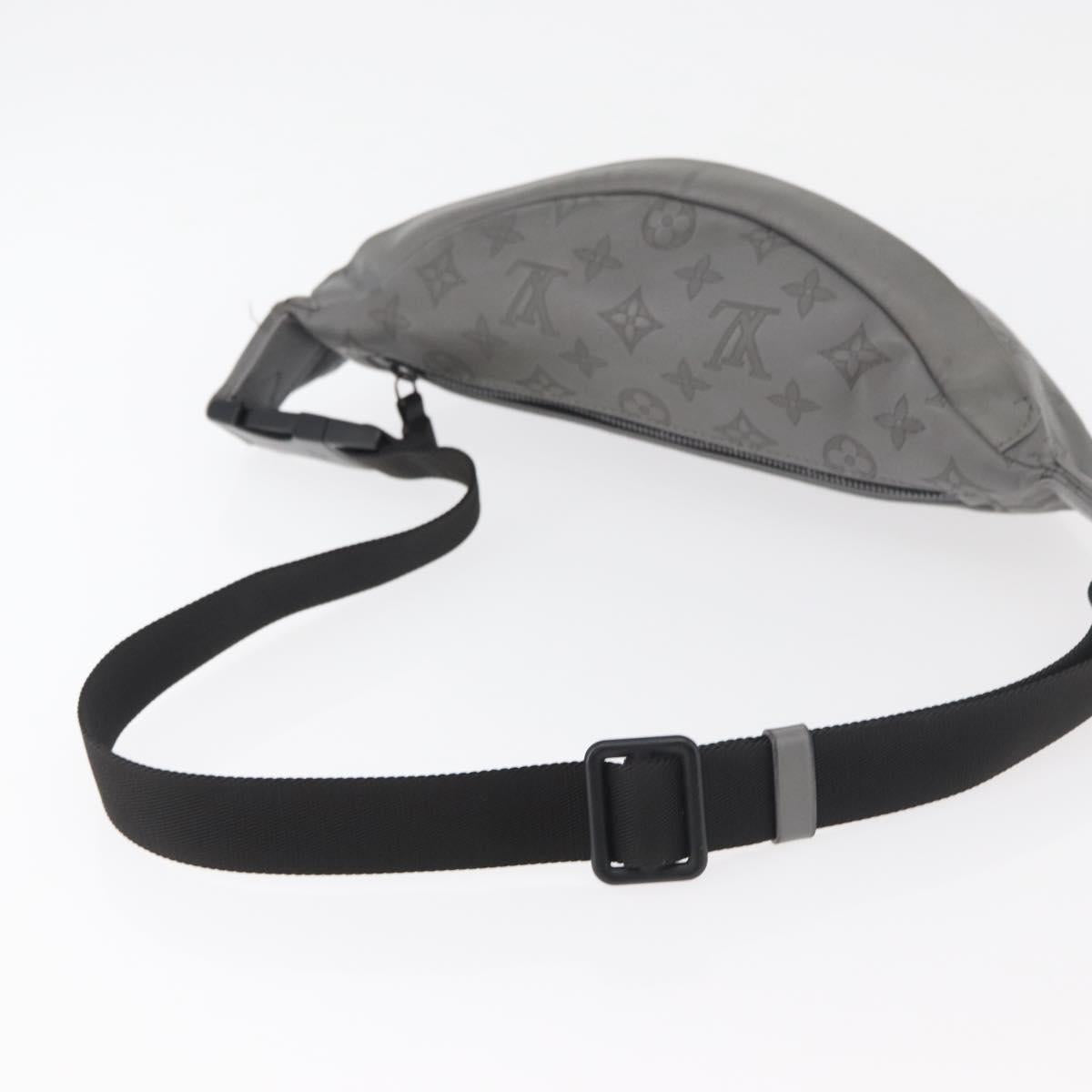 LOUIS VUITTON Monogram Shadow Discovery Bum Bag PM Gray M46108 LV Auth 177293