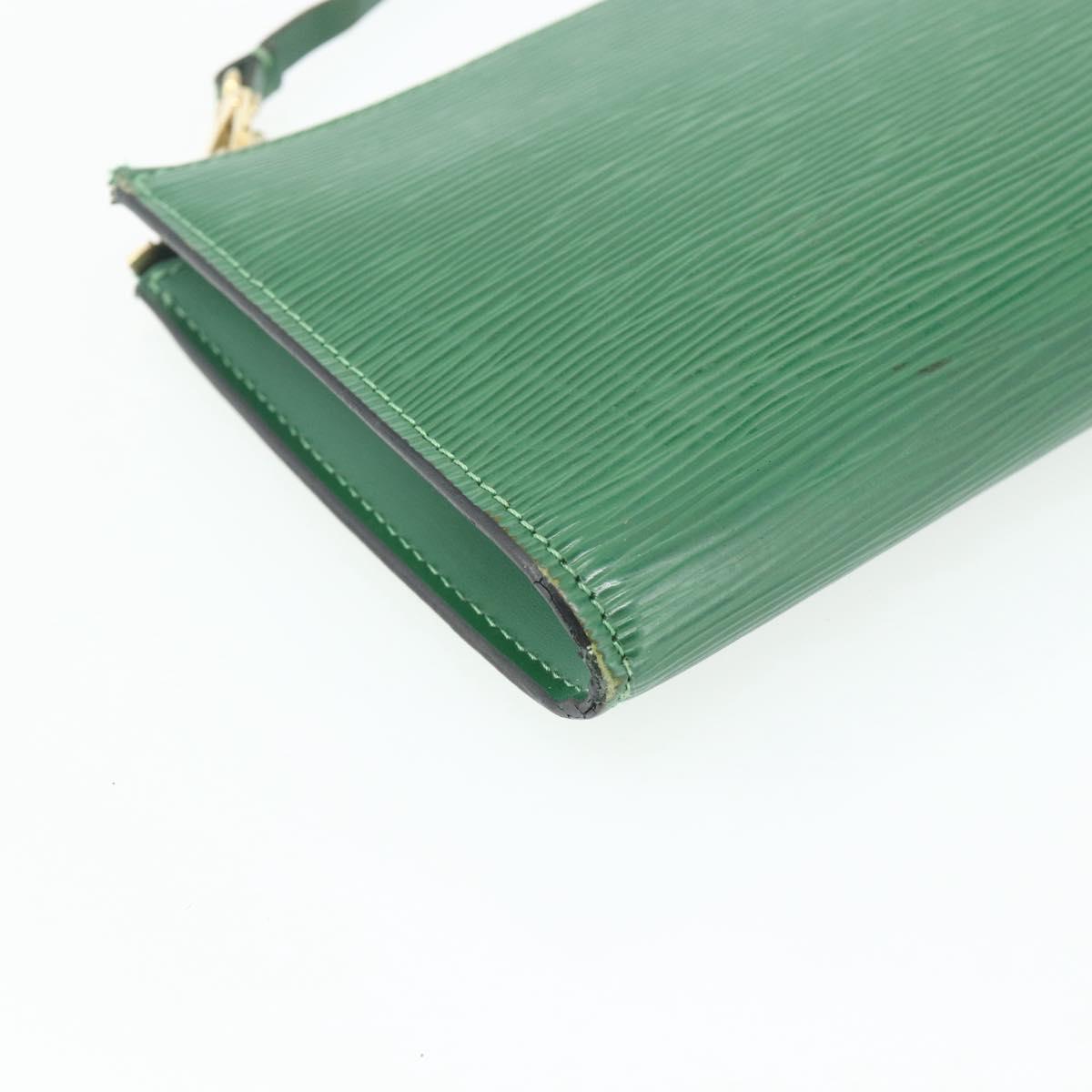 LOUIS VUITTON Epi Pochette Accessoires ¥ Pouch Green M52984 LV Auth 177295