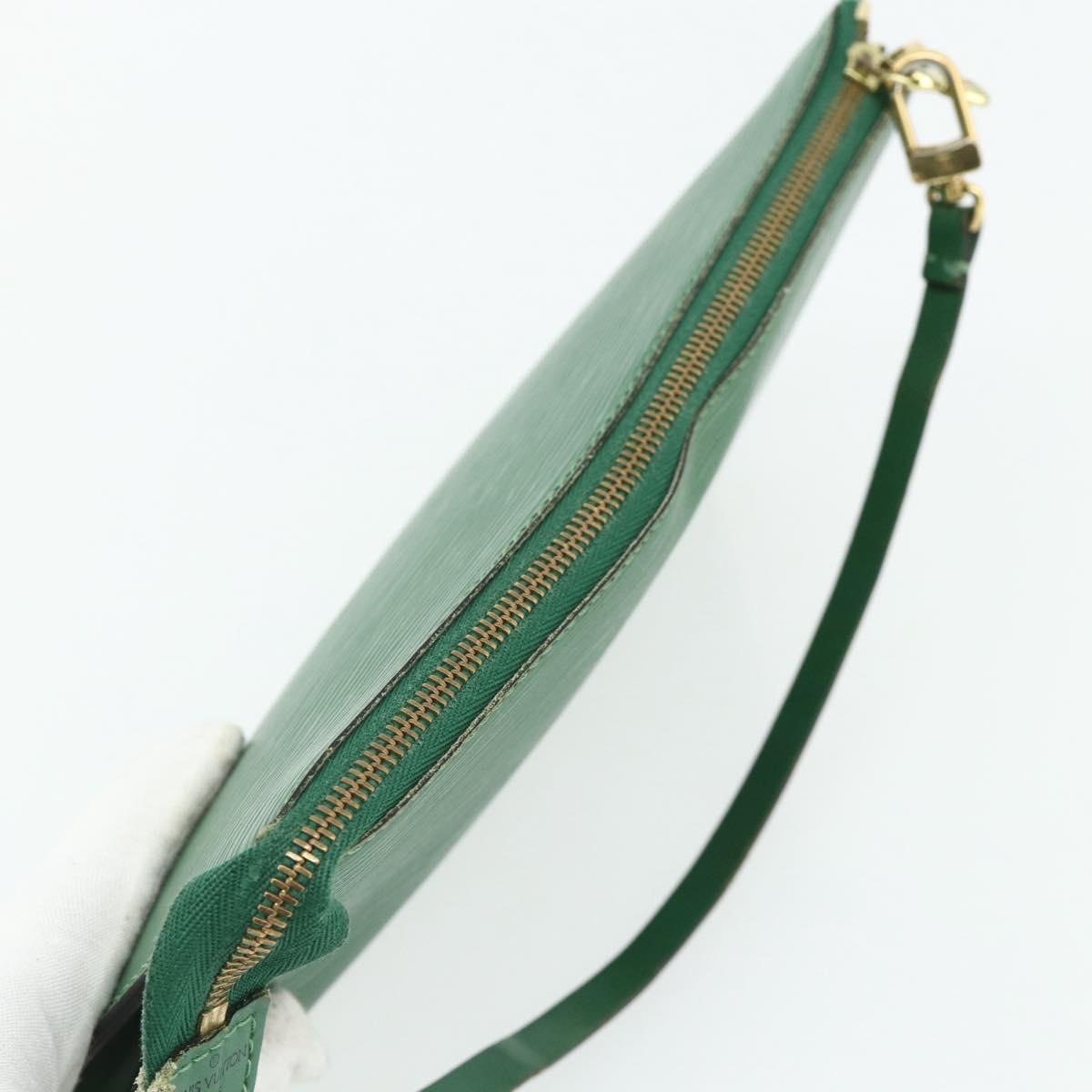 LOUIS VUITTON Epi Pochette Accessoires ¥ Pouch Green M52984 LV Auth 177295