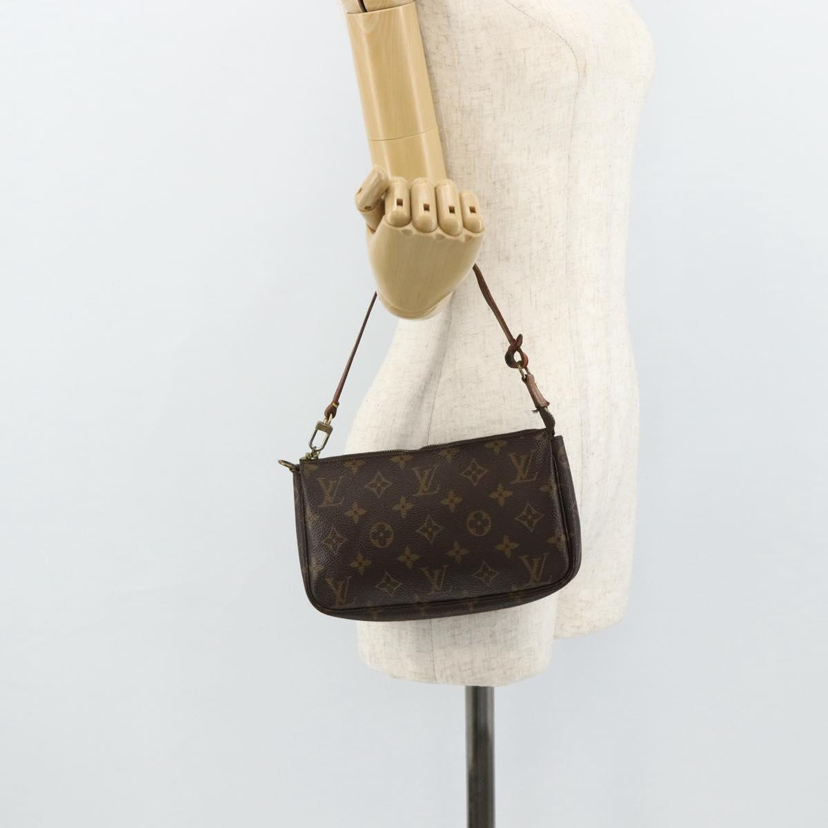 LOUIS VUITTON Monogram Pochette Accessoires Pouch M51980 LV Auth 177301