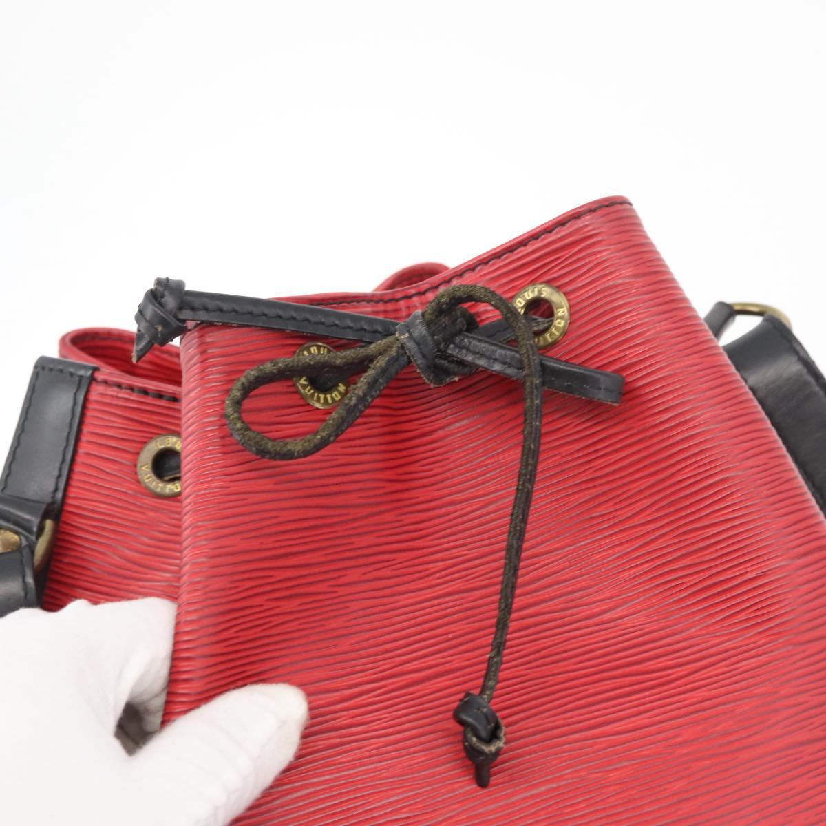 LOUIS VUITTON Epi Petit Noe Shoulder Bag Bicolor Black Red M44172 Auth 177306A