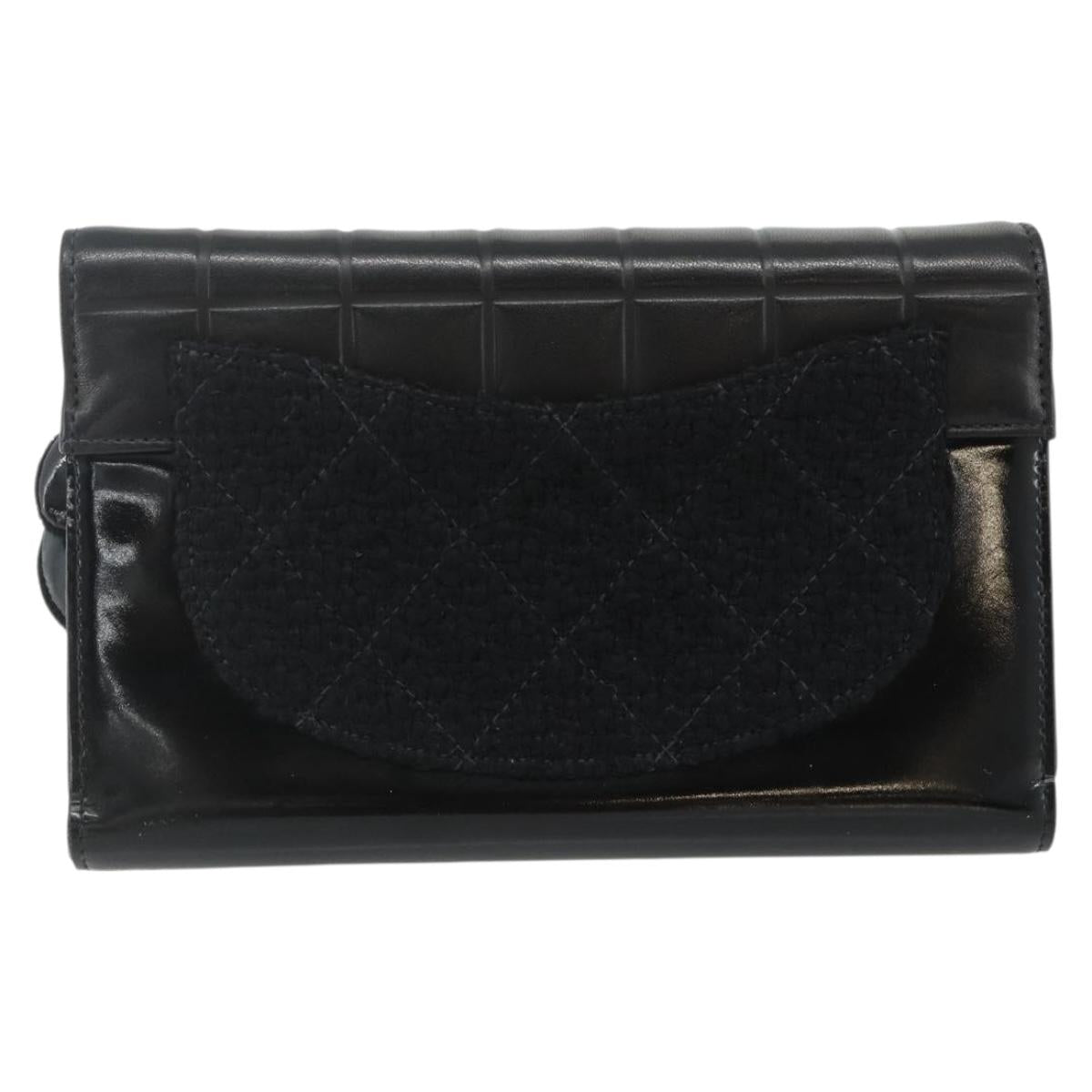 CHANEL Choco Bar Camelia Clutch Bag Lamb Skin Black Gold CC Auth 177325A