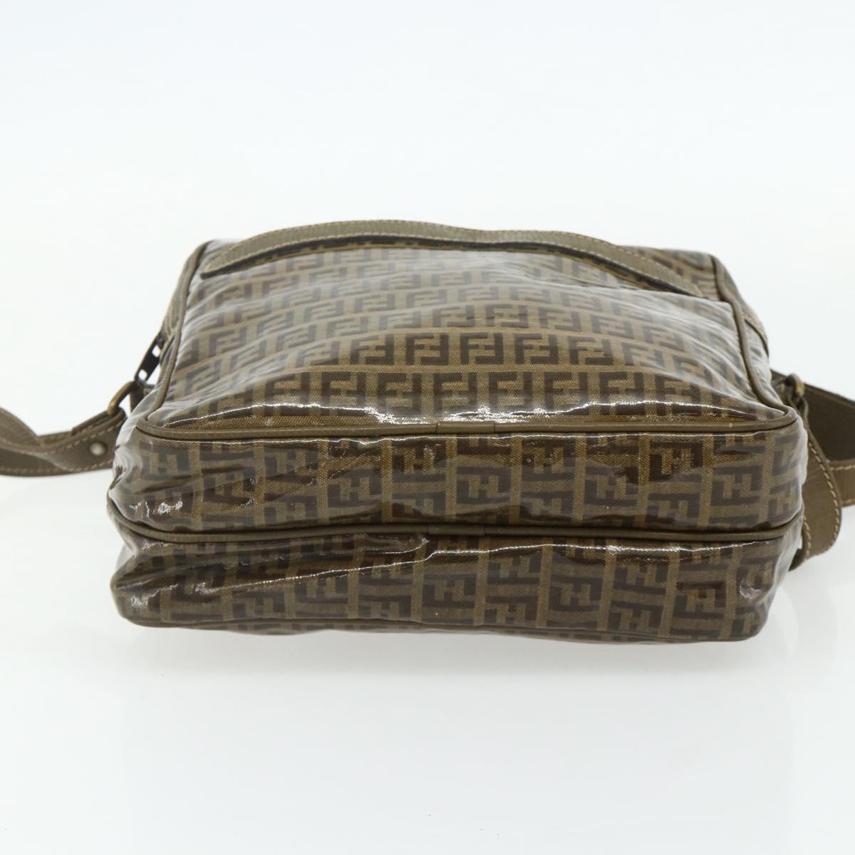 FENDI Zucchino Canvas Shoulder Bag Beige Gold Auth 177546
