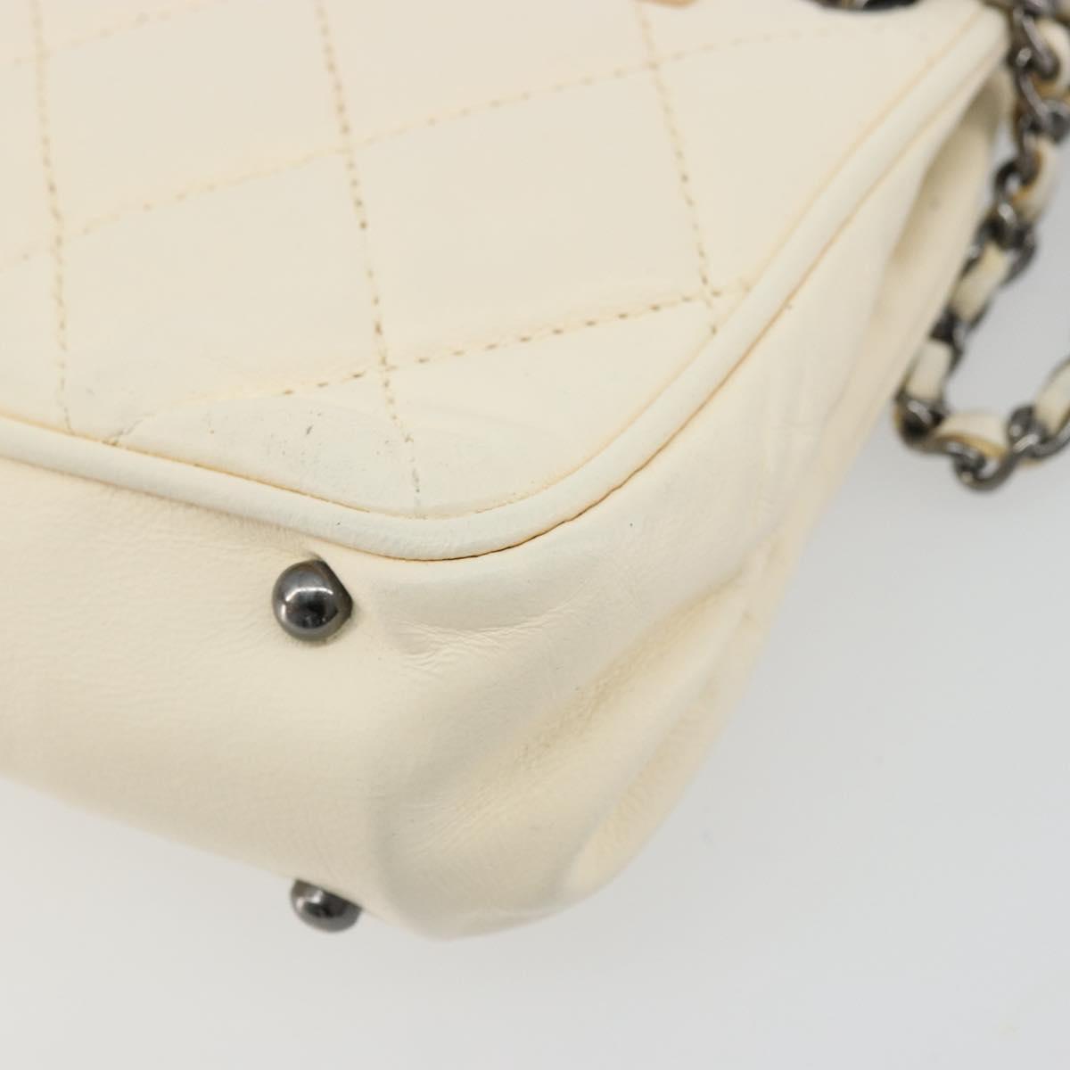 CHANEL Choco Bar Chain Shoulder Bag Lamb Skin White Silver CC Auth 177622
