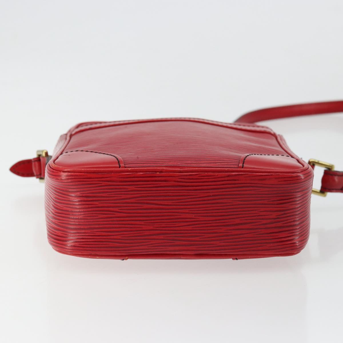 LOUIS VUITTON Epi Danube Shoulder Bag Red M45637 LV Auth 177658