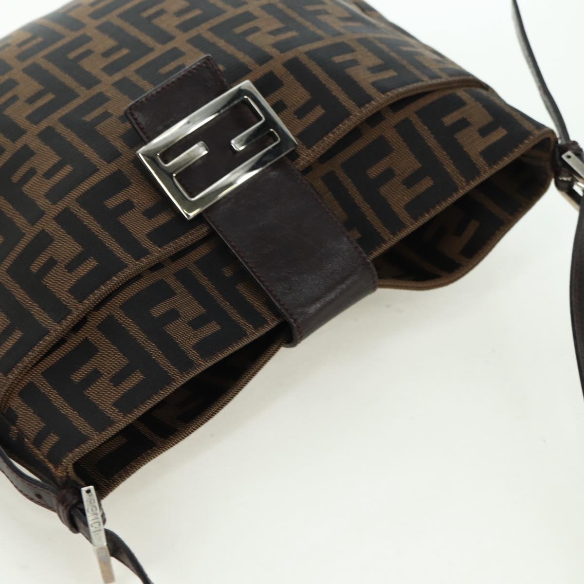 FENDI Zucca Canvas Mamma Baguette Shoulder Bag Brown Black Auth 177772SAV