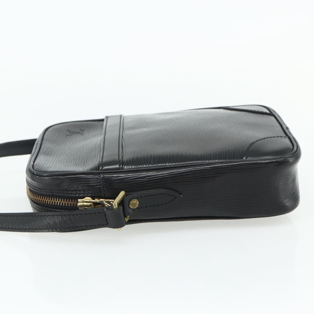 LOUIS VUITTON Epi Danube Shoulder Bag Black M45632 LV Auth 177835A