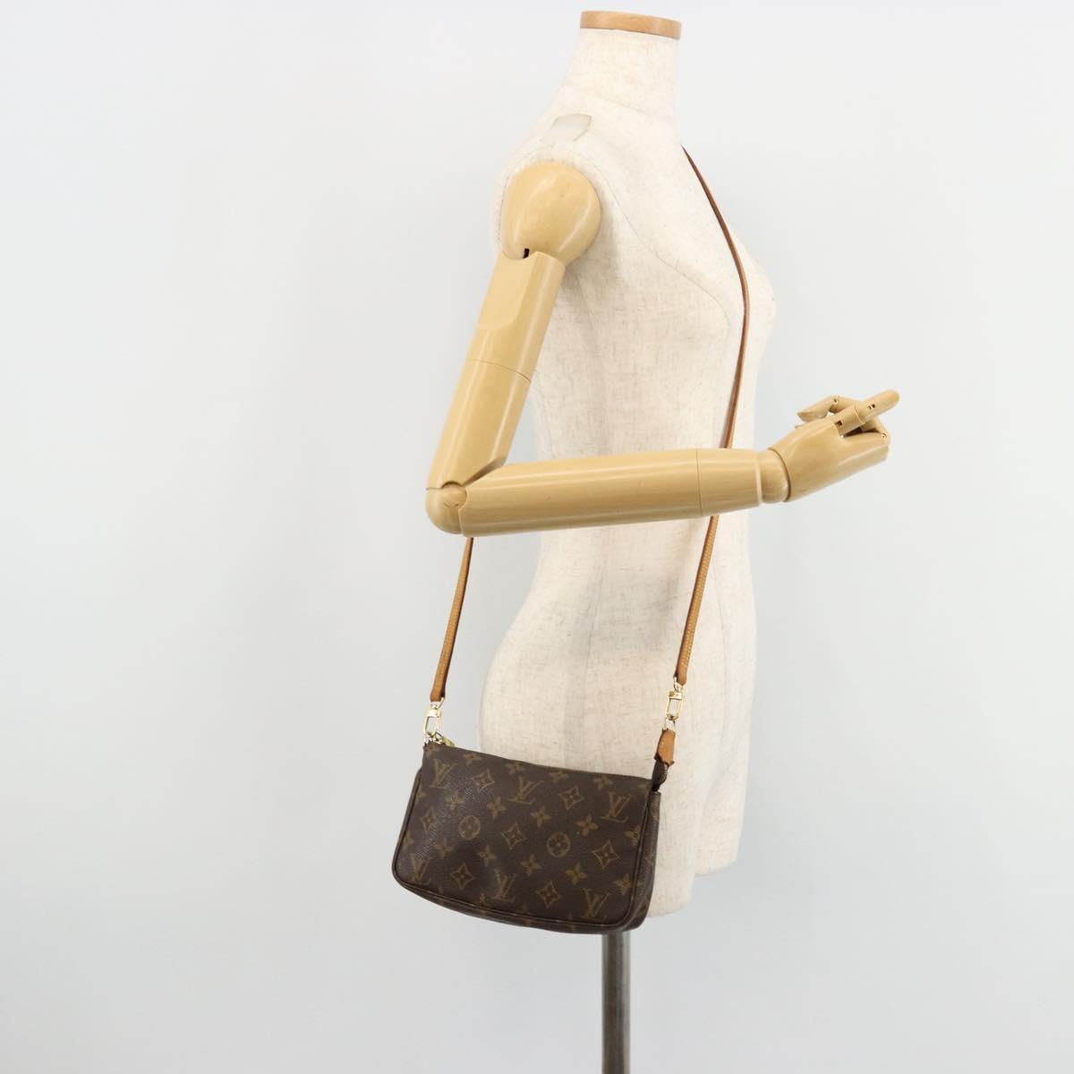 LOUIS VUITTON Monogram Pochette Accessoires Pouch M51980 LV Auth 177869