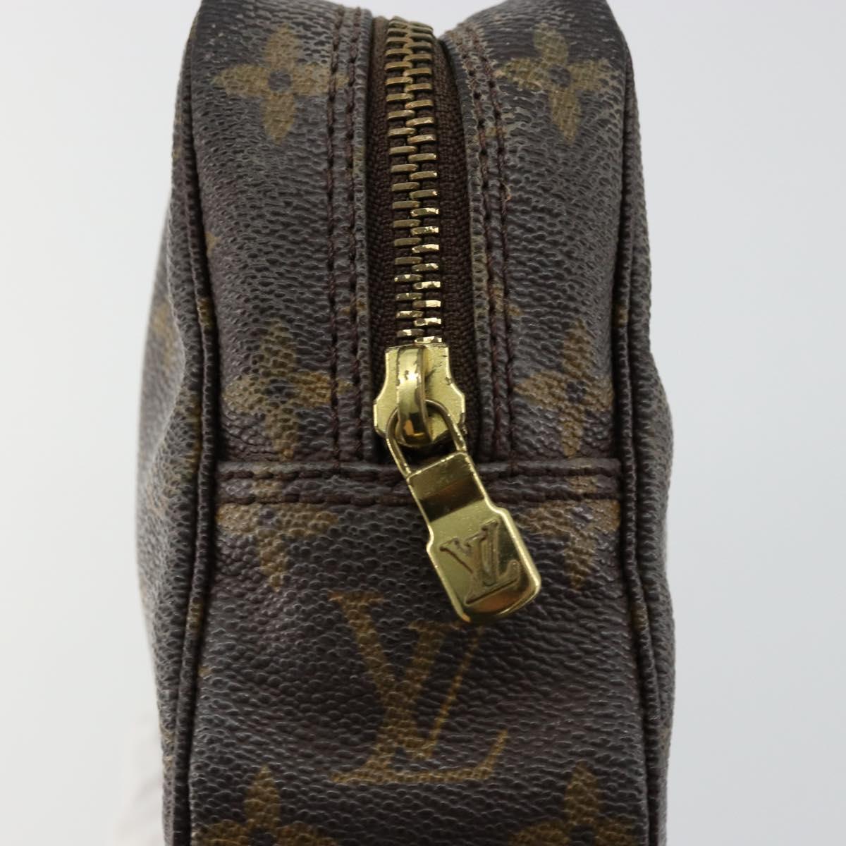 LOUIS VUITTON Monogram Trousse Toilette 18 Pouch M47526 LV Auth 177909