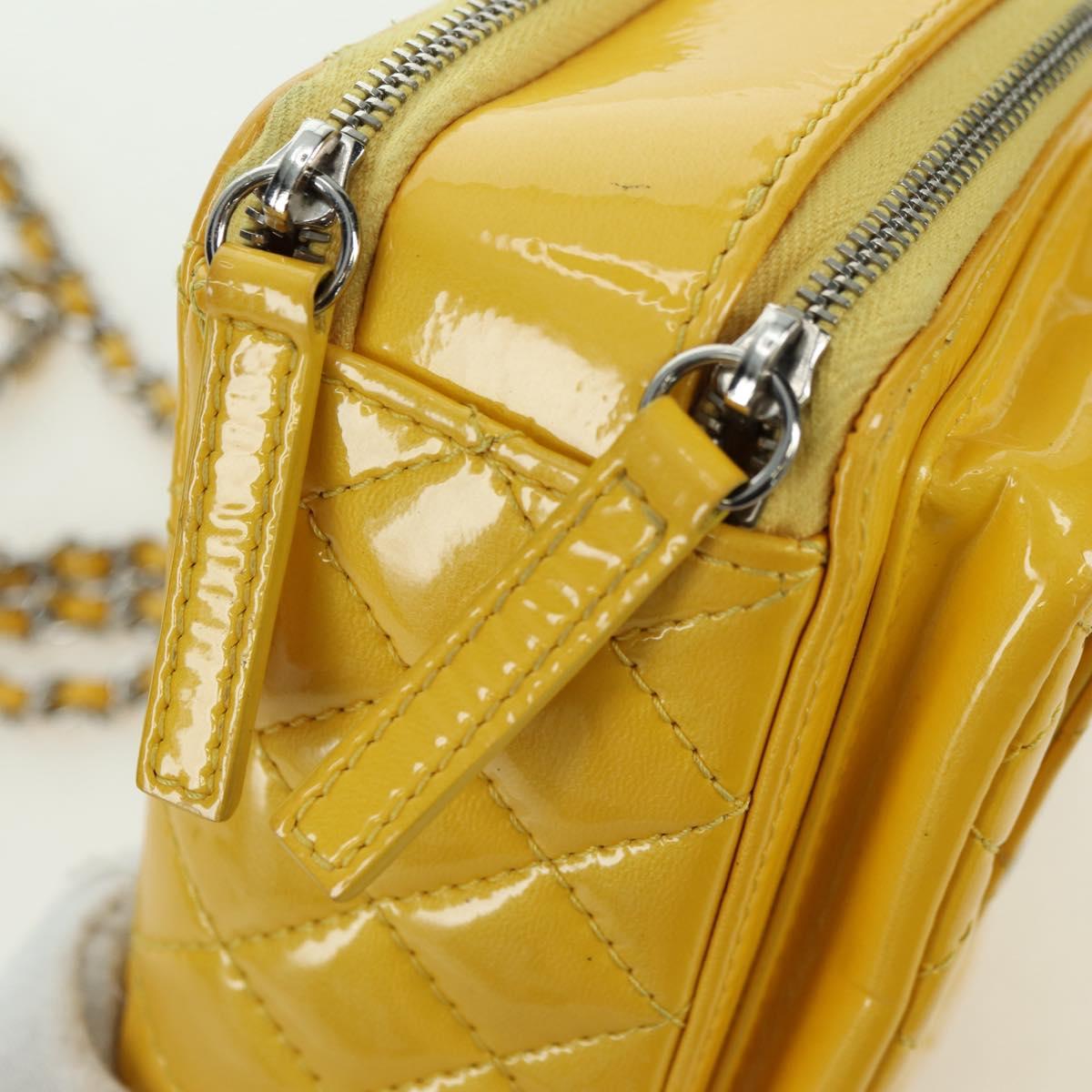CHANEL Matelasse Chain Shoulder Bag Patent leather Yellow Silver CC Auth 177988V