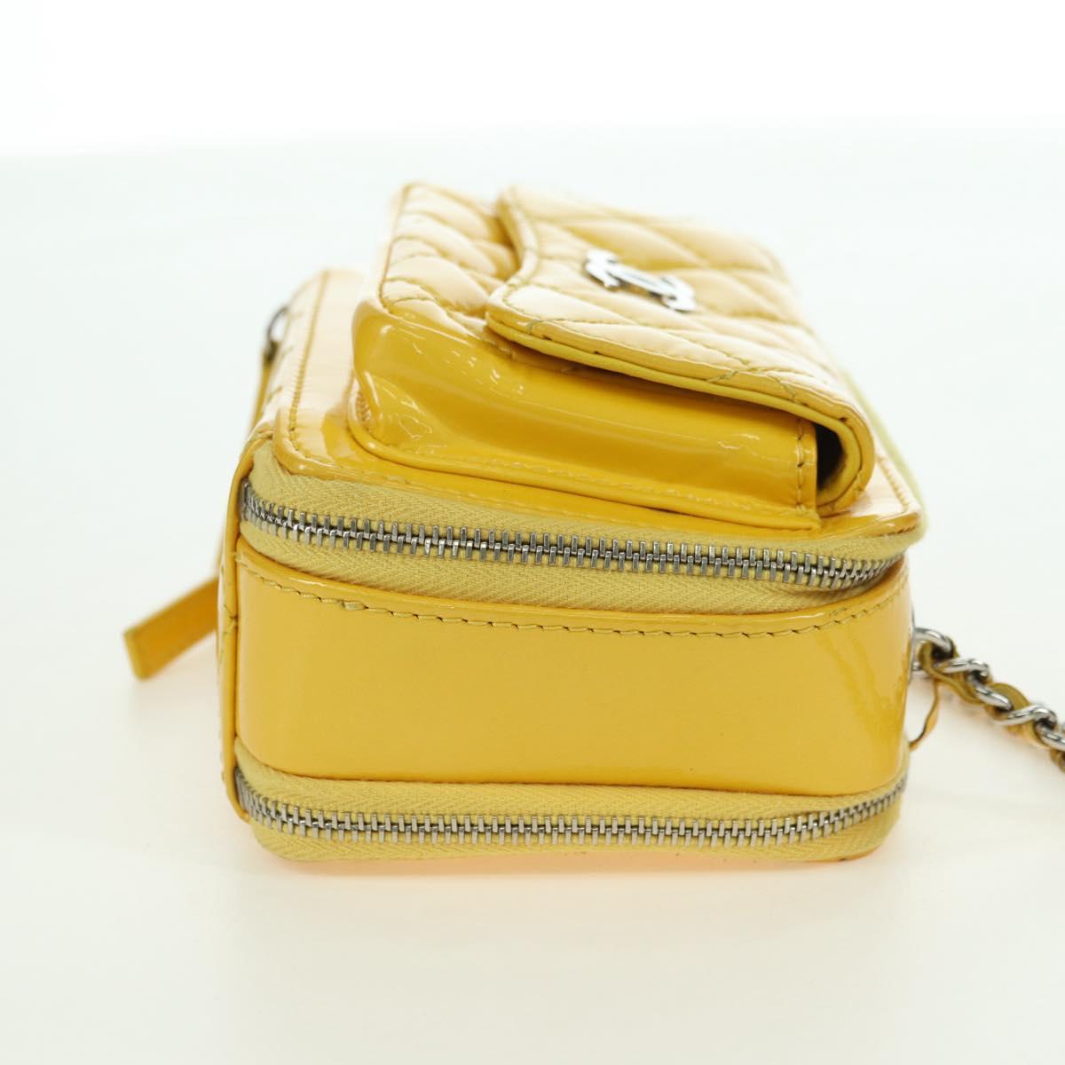 CHANEL Matelasse Chain Shoulder Bag Patent leather Yellow Silver CC Auth 177988V