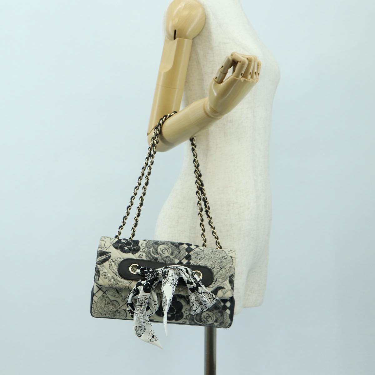 CHANEL Matelasse 25 Chain Shoulder Bag Corduroy White Gold CC Auth 178492SAM