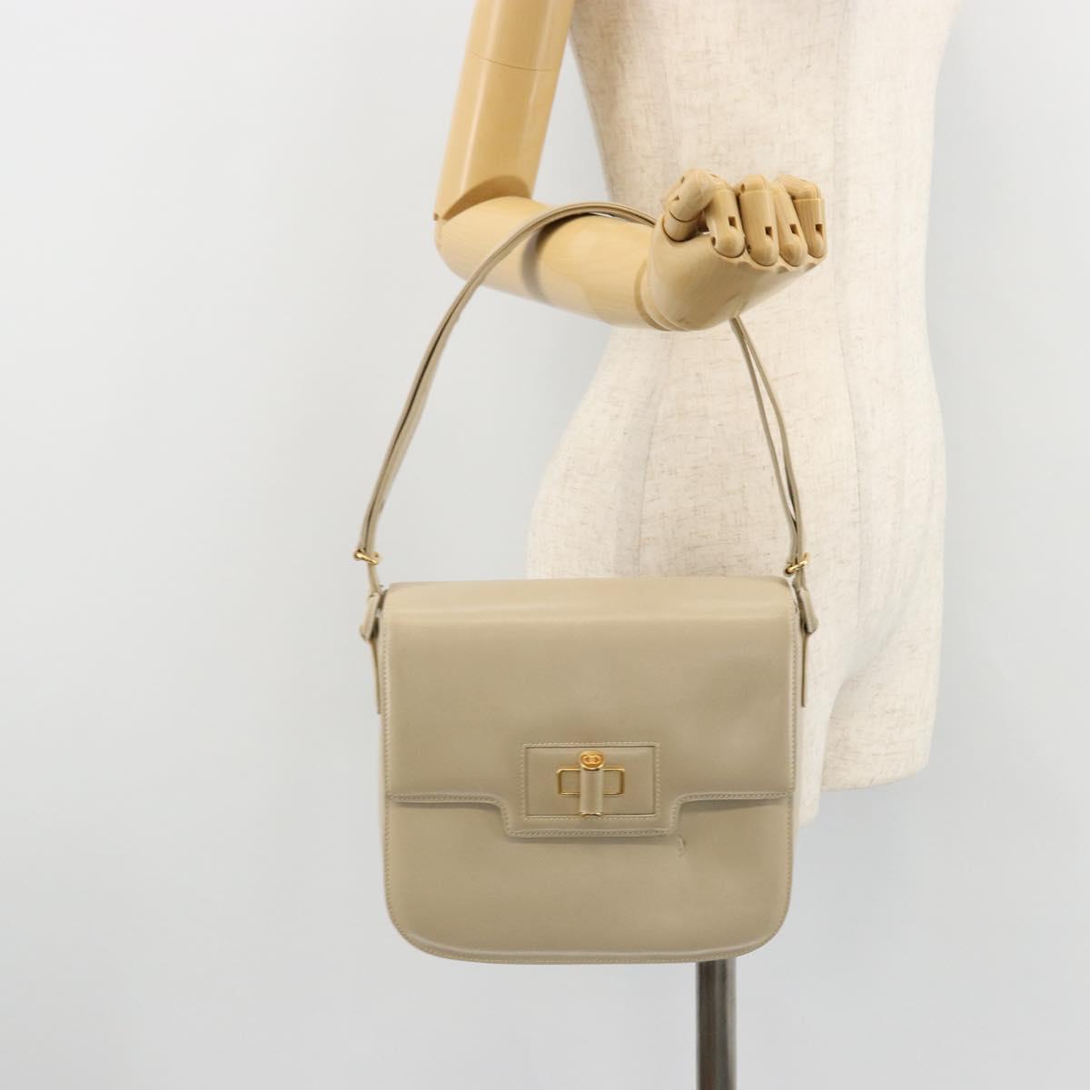 GUCCI Shoulder Bag Leather Beige Gold 26 001 0647 Auth 178561