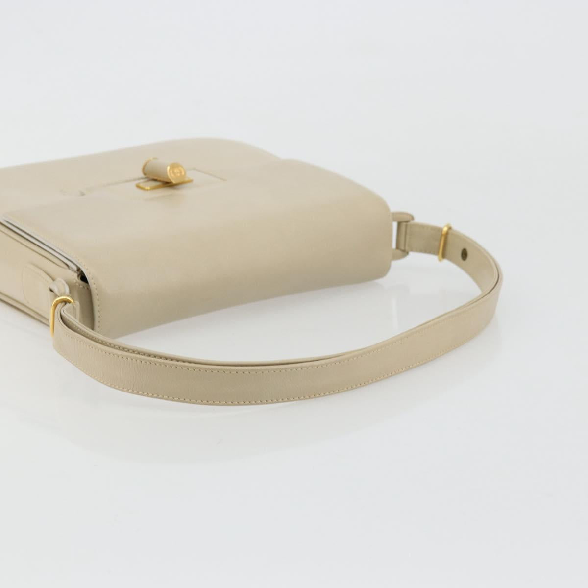 GUCCI Shoulder Bag Leather Beige Gold 26 001 0647 Auth 178561