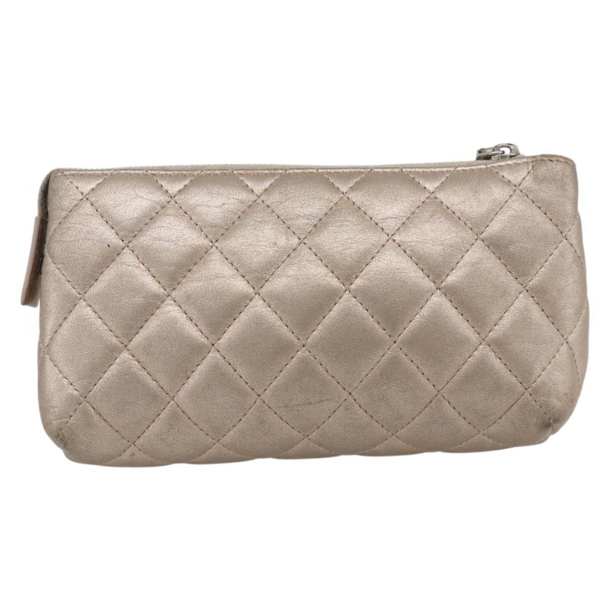 CHANEL Matelasse Pouch Lamb Skin Pink Silver CC Auth 178791A