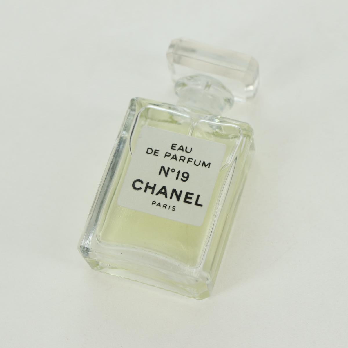 CHANEL Perfume Necklace metal Gold CC Auth 178803M