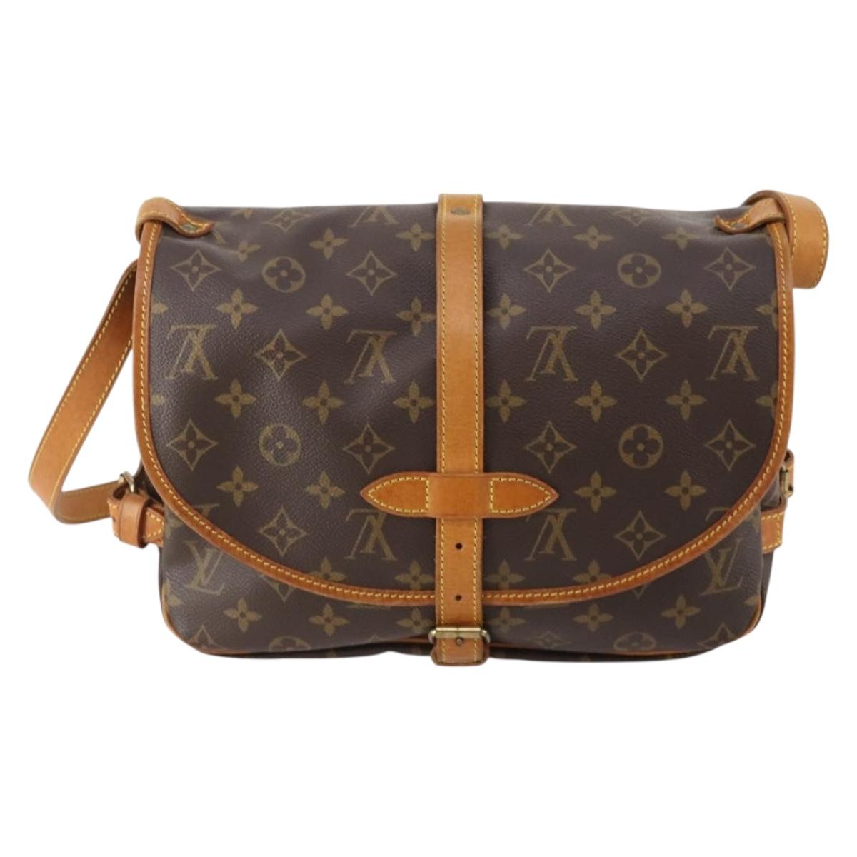 LOUIS VUITTON Monogram Saumur 30 Shoulder Bag M42256 LV Auth 179211A